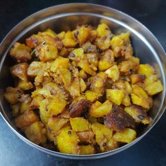A picture of Spicy Potato Fry.