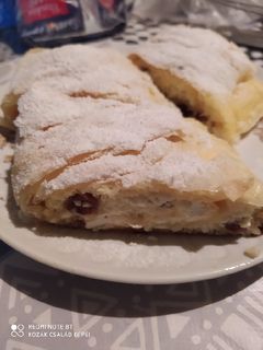 Túrós rétes recept fotója