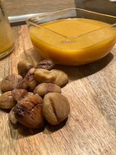 Une photo de SOUPE DE CHÂTAIGNES 🌰