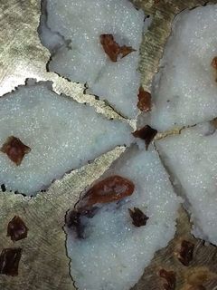 সুজির বরফি (Sujir barfi recipe in Bengali) রেসিপির প্রধান ছবি