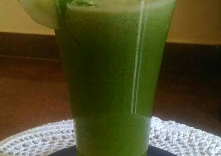 Step-by-Step Guide to Make Quick Hariyali Healthy Juice