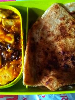 পরোটা (parota recipe in Bengali) রেসিপির প্রধান ছবি