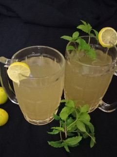 नींबू सोडा (nimbu soda recipe in Hindi) रेसिपी मुख्य फोटो
