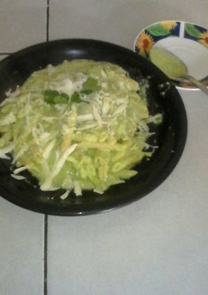Una foto de Plumilla verde