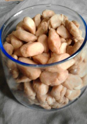 Foto resep Biji Ketapang simple,Renyah,Gurih,Enak