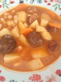 Una foto de Alubias con chorizo y morcilla en Moulinex maxichef