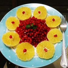 A picture of Fruity Platter😍🍊🍒.