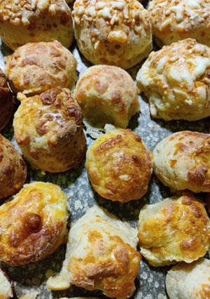 Kívül - belül sajtos foszlós pogácsa recept fotója