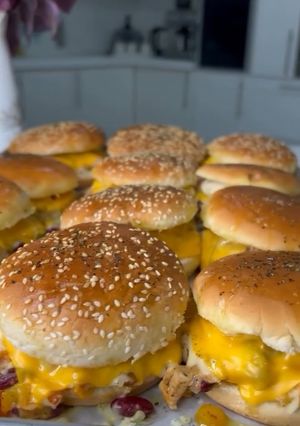 صورة لوصفة برجر الدجاج🥰