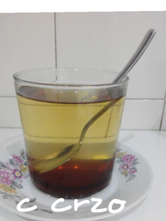 Una foto de Infusión de menta y miel de tomillo