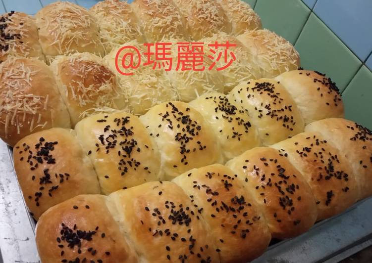 Resep Roti Sobek Isi Cakalang | Cara Buat Roti Sobek Isi Cakalang Yang Lezat Sekali
