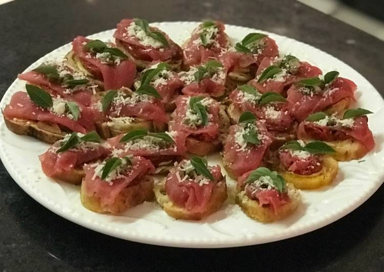 Carpaccio de carne na torrada - Tudogosreceitas