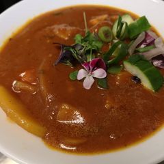 A picture of Japanese curry chicken (kare).