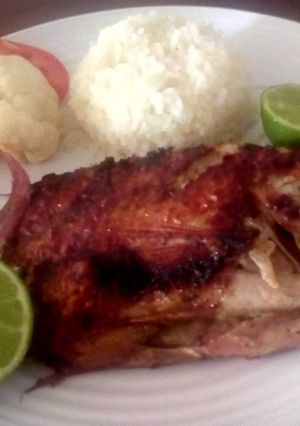 Una foto de Mojarra Frita🍤 con Mojo al Ajo