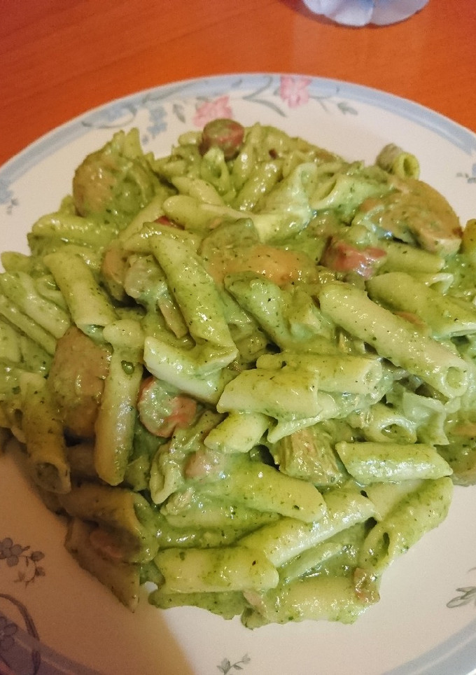 Una foto de Macarrones con salsa de verduras
