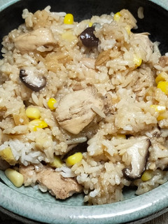 菇菇雞肉炊飯 的食譜成品照片
