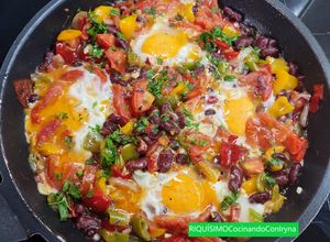 Foto principal de Shakshouka con alubias. Un desayuno diferente
