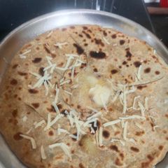 A picture of Cheese Aloo Parantha.