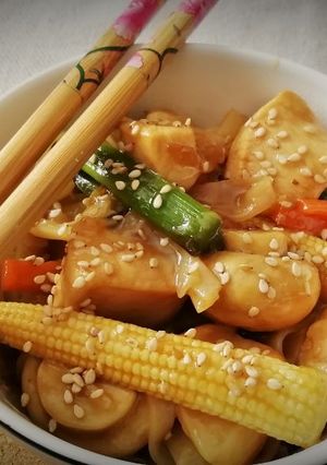 Foto principal de Pollo en salsa Teriyaki con Noodles de Arroz