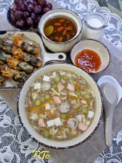 Hình của món Súp hải sản măng tây.