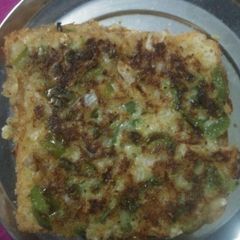 A picture of Bread pizza.