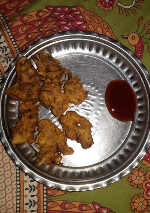 A picture of Mix pakode.