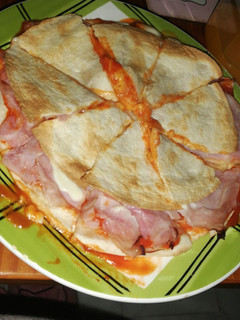 Una foto de Quesadilla