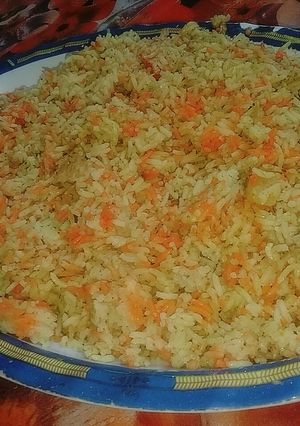 صورة لوصفة رز اصفر بالكاري