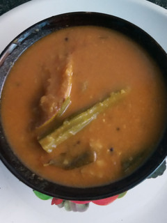 மாங்காய் முருங்கைக்காய் சாம்பார் செய்முறை முக்கிய புகைப்படம்