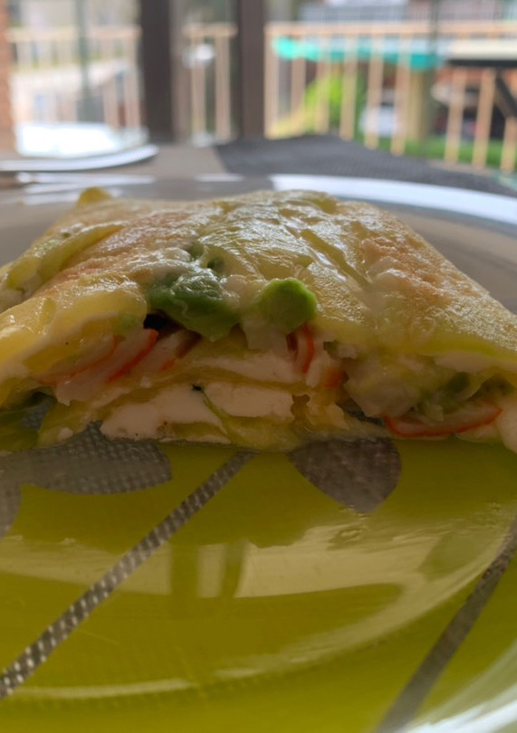 Una foto de Tortilla proteica de calabacín rellena
