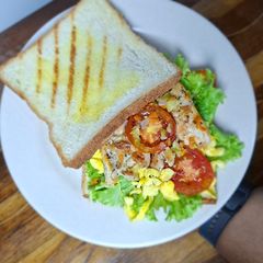 A picture of Roasted Chicken Sandwich.