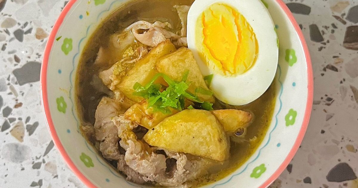 Soto Kuning Lamongan