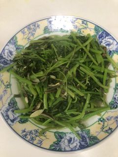 小魚乾炒莧菜 的食譜成品照片