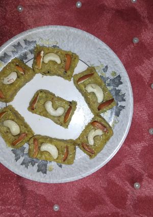A picture of Kaju Burfi.