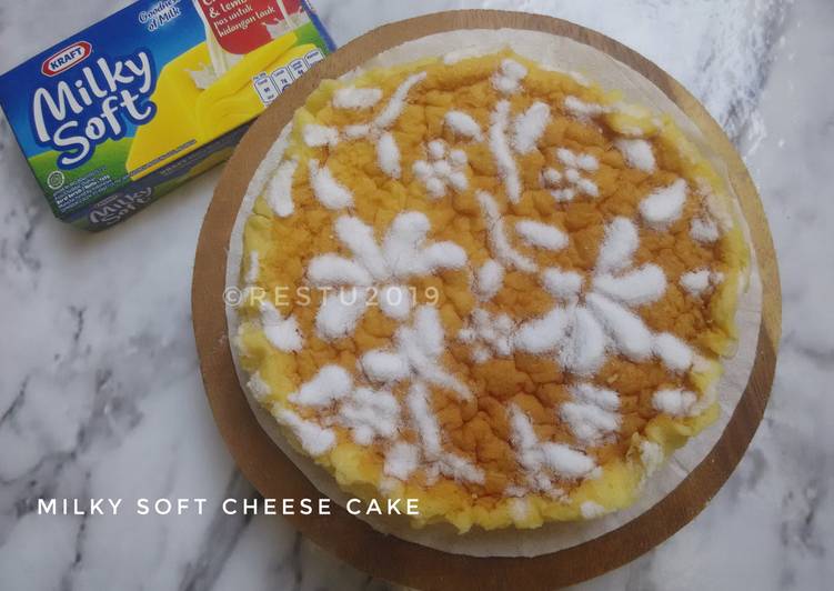 Bagaimana Menyiapkan Milky Soft Cheese Cake yang Enak
