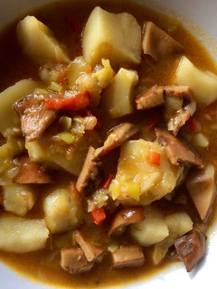 Una foto de Patatas con níscalos