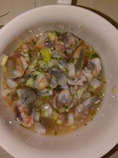 Una foto de Ceviche de langostino