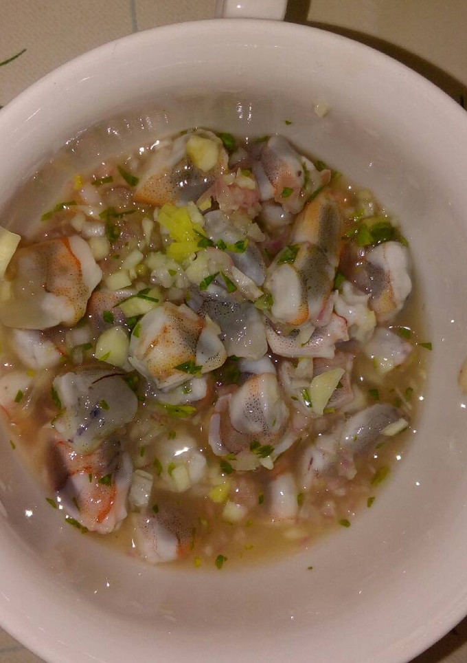 Una foto de Ceviche de langostino