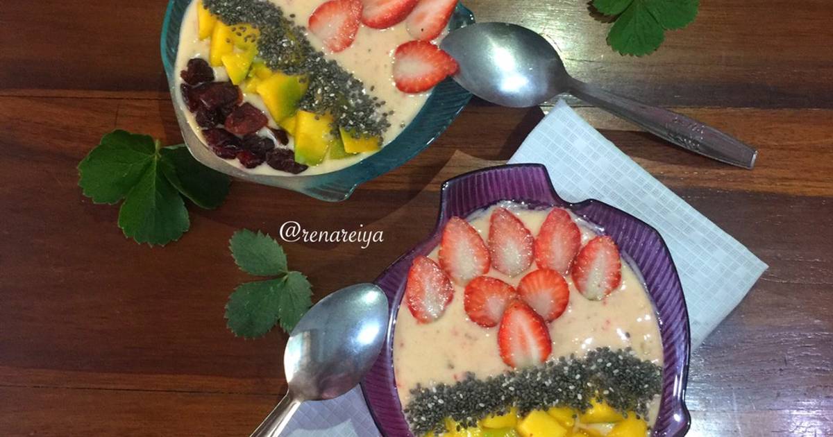 Resep Strawberry Mango Mini Smoothies oleh Rena Andini 