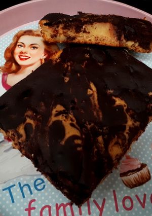 Una foto de Torta bajas calorías marmolada