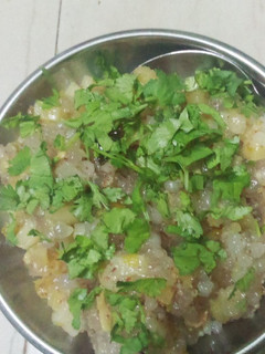 સાબુદાણા ની ખીચડી (sabudana khichdi recipe in gujrati) રેસીપી મુખ્ય ફોટો