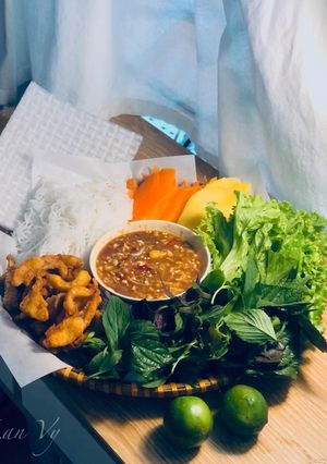 Hình của món Cá diêu hồng chiên giòn chấm mắm nêm cá cơm.