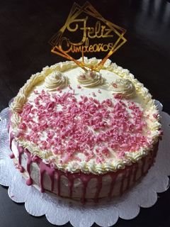 Una foto de Torta de Cumpleaños 🎂💃🥰