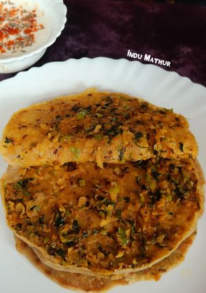 मूली का पराठा (mooli ka paratha recipe in Hindi) रेसिपी मुख्य फोटो