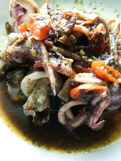 Foto resep Cumi tumis tinta hitam