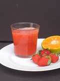 Jus Stroberi Jeruk