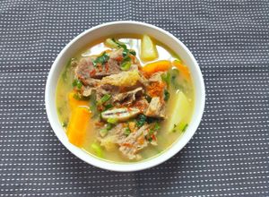 Foto resep SOP IGA SAPI Enak,Segar Dan Empuk