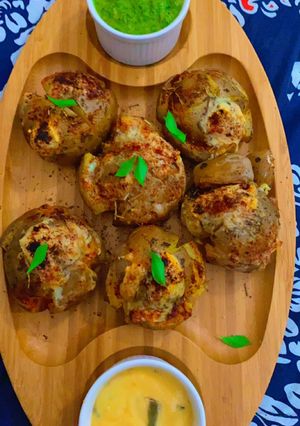 A picture of Ultra Crispy Smashed Potatoes 🥔.