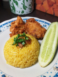 Foto resep Nasi kuning ayam crispy