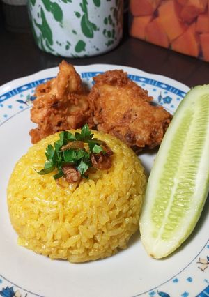 Foto resep Nasi kuning ayam crispy